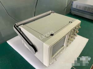 Oscilloscope MSO d'occasion Keysight DSO6104A 4 canaux 1 GHz 4GSa/s - Product Image 3