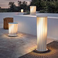 Lampes solaires en acier inoxydable pour pelouse, recommandées par les influenceurs transfrontaliers, télécommandées, étanches IP65 pour jardins