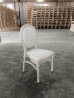 Chaises Royales Luxe Luckygoods : Trônes de Mariage et d'Événements Haut de Gamme, Vente Flash