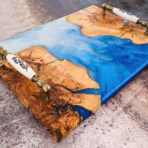 Bandejas de Madera Funcionales y Elegantes con Patrones de Resina que Combinan Arte y Practicidad para Cualquier Ocasión - Product Image 2