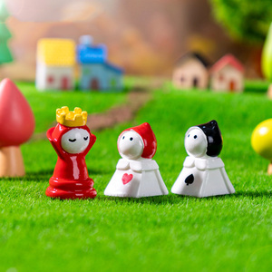 Miniature Alice giardino Micro paesaggio accessori Mini animali in resina artigianato ornamento figurine per casa delle bambole pianta decorazione casa - Product Image 4