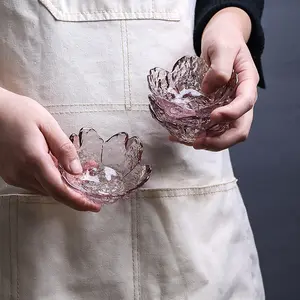 卸売カスタマイズミニクリエイティブピンク透明ガラス桜皿家庭用ディップ調味料ガラス食器