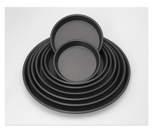 Una varietà <span class=keywords><strong>di</strong></span> teglie da forno per <span class=keywords><strong>pizza</strong></span> antiaderenti in <span class=keywords><strong>alluminio</strong></span> per la cottura della <span class=keywords><strong>pizza</strong></span> - Product Image 1