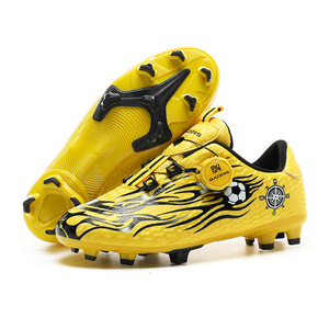 Chaussures de football pour enfants Baodis avec semelle intermédiaire en EVA, tige synthétique et semelle extérieure en caoutchouc pour garçons, crampons d'entraînement d'été - Product Image 1