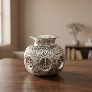 Grande sculpture fine d'Ashtalakshmi Kalash - Product Image 3