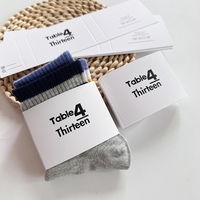 1 paire d'étiquettes en carton imprimées personnalisées pour chaussettes, pochette d'emballage en papier pour chaussettes