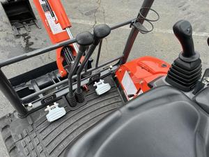 Mini-excavatrice Kubota U17 de qualité supérieure, fournisseur de mini-excavatrices sur chenilles avec moteur Kubota, excavatrice agricole à vendre - Product Image 5