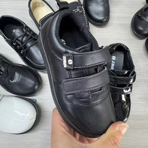 Nuovi arrivi di <span class=keywords><strong>scarpe</strong></span> in pelle nera per bambini, <span class=keywords><strong>scarpe</strong></span> da principessa <span class=keywords><strong>e</strong></span> <span class=keywords><strong>scarpe</strong></span> da scuola miste all'ingrosso - Product Image 2