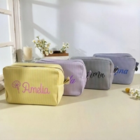 Pochette de maquillage personnalisée brodée avec nom et fleur de naissance, trousse de toilette de voyage sur mesure, cadeaux de mariage