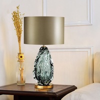Lampes de bureau modernes décoratives lampe de table en verre soufflé à la main de luxe led italienne pour le chevet d'un hôtel