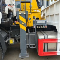 Camion-grue HOWO 6X4 de 400 CV, 20T, pneus 12.00R20, conduite à droite, pour projets de levage en ingénierie en Namibie - Approvisionnement direct usine