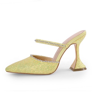 <span class=keywords><strong>Sandali</strong></span> da <span class=keywords><strong>donna</strong></span> Sexy graziosi <span class=keywords><strong>sandali</strong></span> estivi di colore giallo - Product Image 1