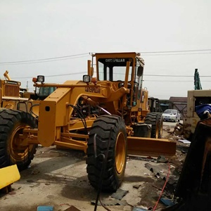 รถเกรดเดอร์ Caterpillar 120G พร้อม PLC เกียร์บ็อกซ์ เครื่องยนต์ 140k สีเหลือง ห้องโดยสารปิด ยางสำหรับใช้งานนอกถนนขนาดใหญ่ - Product Image 2