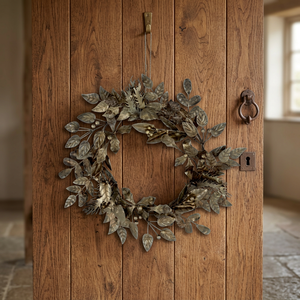 Rustic Metal Leaf Wreath Handmade Decorative <b>Flowers</b> Round Unlit Christmas Wreath <b>Single</b>-piece Package - Product Image 5