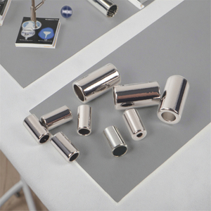 סיטונאי מפעל מתכת כבל קצה פקק מותאם אישית שרוך קצוות משיכה פקק עבור אביזרי קפוצ'ון - Product Image 1