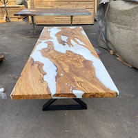 Vente en gros de meubles modernes personnalisés en noyer table à manger extérieure en résine de rivière en bois époxy pour restaurant