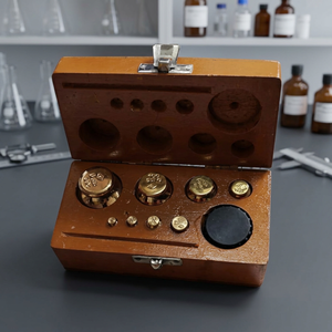 Ensemble de poids physiques 200g en métal, poids fractionnés dans un coffret en bois, fournitures éducatives - Product Image 2