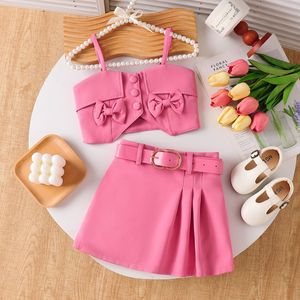 Conjunto de Verano para Niñas Estilo Europeo y Americano, Top con Tirantes, Falda Corta con Lazo y Cinturón, Tres Piezas - Product Image 2
