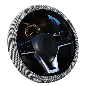 Housse de volant de voiture, nouveau type, populaire, en cuir véritable, avec des détails brillants - Product Image 1