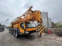 Grue de levage lourde d'occasion de 110 tonnes avec double moteur et pompe Mercedes-Benz pour applications de construction industrielle