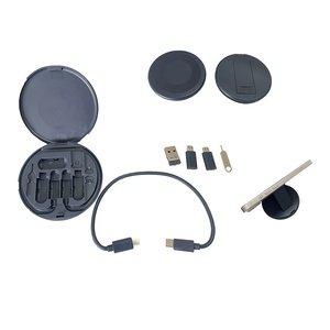Adaptateur de câble de charge rapide 6 en 1 60W avec connecteurs de charge pour support de téléphone pour tablette pour le chargement du téléphone et le transfert de données - Product Image 3