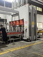 Ligne de production de machines à presser les panneaux de mélamine, machine de laminage automatique personnalisée