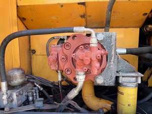 En bon état en vente Hyundai 220LC-9S 220-9S Pelle hydraulique sur chenilles d'occasion hyundai 220/210/225 - Product Image 6