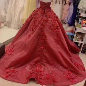 Vestido de Quinceañera Lsany221 Borgoña con Flores 3D, Escote Corazón, Cola Capilla, Antiestático, Hecho a Medida - Product Image 5