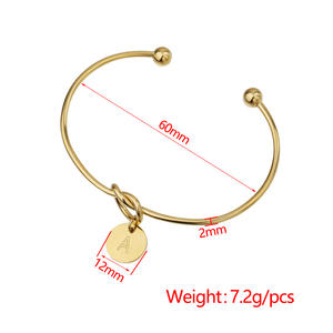 Bracelet jonc en acier inoxydable personnalisé avec lettres anglaises ouvertes, style couple, pour homme - Product Image 5
