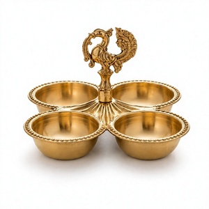 Support à Haldi Kumkum en laiton au design classique avec bordure dorée et poignée paon, contenant 4 bols pour Roti Chawal, idéal pour les cérémonies religieuses Pooja - Product Image 1