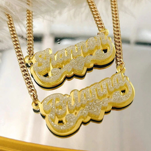 Gioielli per Bambini Duoying, Collana Personalizzata con Nome in Acrilico 3D a Forma di Cuore Dorato - Product Image 2