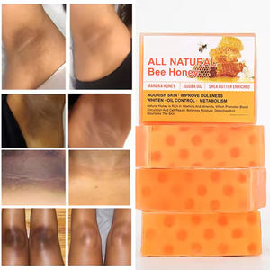 Натуральное отбеливающее и осветляющее мыло ручной работы с маслом ши, мёдом манука и медом для лица - Product Image 4