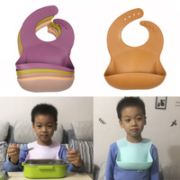 En stock : Bavoir en silicone de qualité alimentaire, imperméable et sans lavage ; Bavoir jetable pour bébé en silicone ; Bavoir anti-salive pour bébé