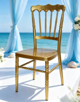 Chaise Chiavari moderne en acier doré avec coussin blanc, empilable et stable, pour événements extérieurs, hôtels et restaurants