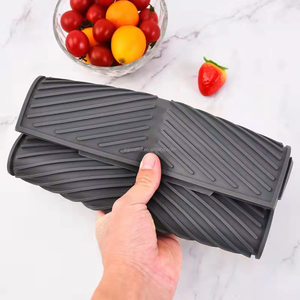 Tapis de séchage de vaisselle en silicone avec rebord de drainage intégré, tapis antidérapant et isolant thermique pour comptoir de cuisine - Product Image 3