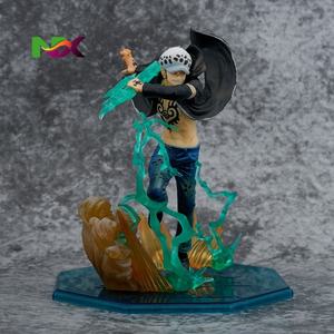 تمثال أنمي لشخصية ترافالغار لو من سلسلة ون بيس، يحمل سكين غاما، نموذج مجسم - Product Image 3