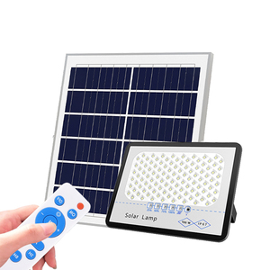 En gros Smart ISO9001 SAA CE Rohs Blanc Pur Chaud Éclairage Extérieur Étanche Ip65 A MENÉ <span class=keywords><strong>La</strong></span> Lumière D'inondation Solaire 100W - Product Image 4