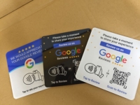 Carte NFC colorée pour avis Google avec puce NFC213, résistante à l'eau et aux intempéries, design et taille personnalisés