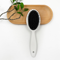 Brosse à cheveux à coussin d'air avec manche blanc, poils en nylon et en poils de sanglier pour le massage quotidien du cuir chevelu et le coiffage des cheveux