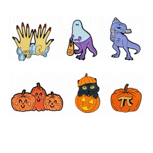 เข็มกลัดโลหะลายการ์ตูนขายส่งจากโรงงาน ป้ายเข็มกลัดแบบกำหนดเอง น่ารัก สไตล์อนิเมะ แบบนิ่มและแข็ง ของตกแต่งฮาโลวีน สยองขวัญ น่ากลัว เข็มกลัดเคลือบ - Product Image 6