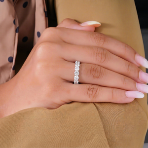 Anillo de compromiso y boda vintage con diamante redondo cultivado en laboratorio, engaste de eternidad, anillo de aniversario de oro macizo fino para mujer, para esposa. - Product Image 1