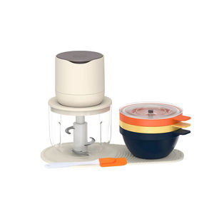 Picadora de Alimentos Eléctrica USB de 100W y 1500mAh con Recipiente de PET de 600mL, Recipiente Pequeño Adicional, Una Velocidad, 4 Cuchillas, Uso Inalámbrico - Product Image 2