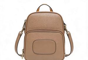 Zaino di Lusso in Vera Pelle di Marca Prestigiosa, Design di Alta Gamma, Leggero e Lussuoso per Pendolari, Zaino da Donna - Product Image 4