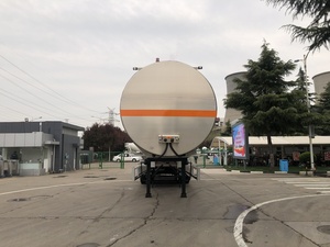 Semirremolque de líquido inflamable CIMC LINYU, 3 ejes, 48m3, transporte de aleación de aluminio, camión cisterna de combustible, vehículo líquido de aceite - Product Image 4