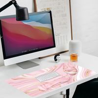 Tapis de souris gaming personnalisé rose en mousse à mémoire de forme fluide avec repose-poignet et support ergonomique pour clavier, idéal pour la maison et le bureau