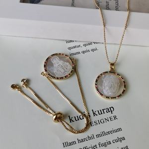 Medali modis zirkon ibu kerang mutiara guadalupe <span class=keywords><strong>virgin</strong></span> <span class=keywords><strong>mary</strong></span> liontin jimat untuk membuat perhiasan kalung grosir - Product Image 4