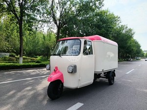 Tricycle alimentaire à 3 roues certifié CE pour la vente de maïs grillé et de snacks de rue - Product Image 1