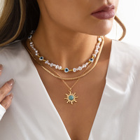 Collier vintage bohème à trois couches avec pendentif soleil turquoise, perles œil porte-bonheur, bijoux empilables pour cadeau