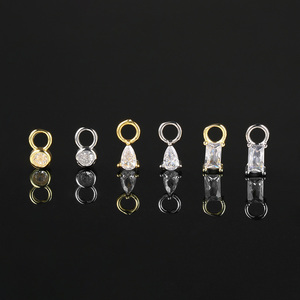 1 ud. Pendientes de cristal con dijes de estrella, luna y serpiente para mujer, aretes colgantes a juego para perforaciones de hélice, daith, lóbulo y tragus - Product Image 3