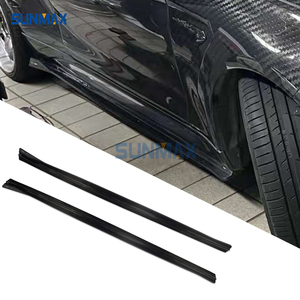 Faldones laterales de fibra de carbono seco para modificación Sunmax, piezas de carrocería de coche para <span class=keywords><strong>BMW</strong></span> <span class=keywords><strong>M2</strong></span> F87 2016 2017 <span class=keywords><strong>2018</strong></span> 2019 2020 - Product Image 1